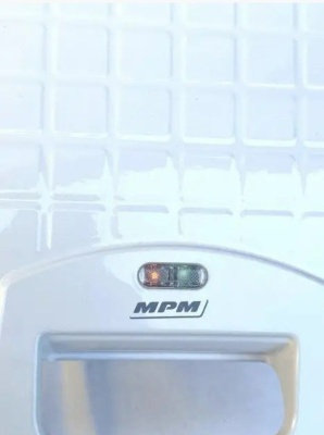 Вафельница MPM MGO-25 