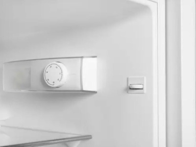 Холодильник встраиваемый Electrolux ENN 92801 BW